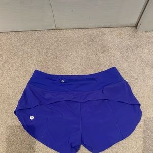 Lululemon Low rise running shorts size 4